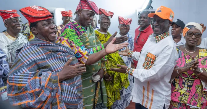 adam-bictogo-confie-lelection-dalassane-aux-communautes-de-yopougon-chers-parents-le-25-octobre-il-faut-quon-dise-au-president-que-cest-gate-a-yopougon