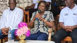 simone ehivet face aux electeurs ma solution cest daugmenter le nombre demplois