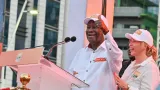 alassane ouattara face a ses partisans votez ado pour une grande cote divoire