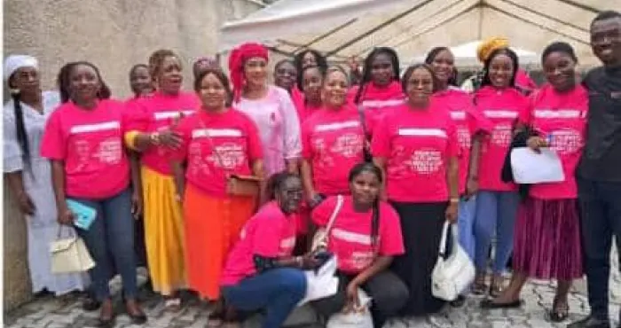 cancer-de-seins-et-du-col-de-luterus-deux-structures-unissent-leur-force-pour-depister-gratuitement-275-femmes