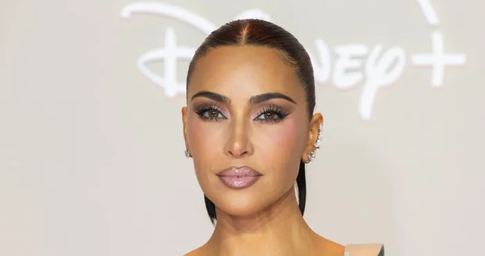 kim-kardashian-confie-avoir-ete-diagnostiquee-dun-petit-anevrisme