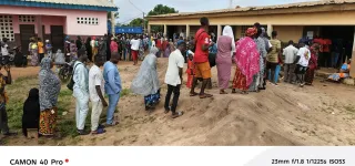 presidentielle-2025-pres-de-9-millions-divoiriens-attendus-ce-samedi-dans-11-906-bureaux-de-votes