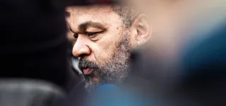 un-autre-spectacle-interdit-de-dieudonne-interrompu-par-la-gendarmerie-francaise