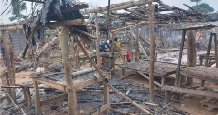 ndouci-le-marche-de-bodo-part-en-feu