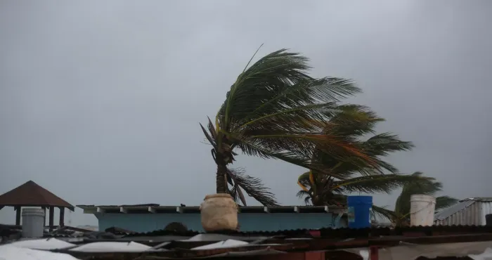 jamaique-au-moins-trois-morts-avant-le-passage-de-louragan-melissa-qui-sapprete-a-frapper-le-pays