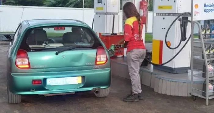carburant-baisse-du-prix-du-super-en-novembre