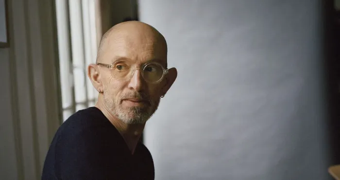 le-prix-goncourt-2025-decerne-a-laurent-mauvignier-pour-son-ouvrage-la-maison-vide