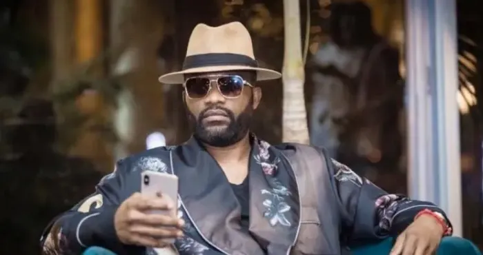 fally-ipupa-crache-ses-verites-en-vingt-ans-de-carriere-letat-congolais-ne-ma-jamais-donne-ne-serait-ce-que-dix-dollars