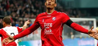 football-sebastien-haller-enfin-buteur-avec-utrecht