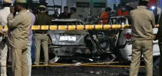 inde-lexplosion-dune-voiture-fait-au-moins-huit-morts-et-19-blesses-a-new-delhi