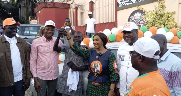 presidentielle-2025-pe-ado-celebre-ses-meilleurs-internautes-et-cloture-sa-campagne-en-beaute