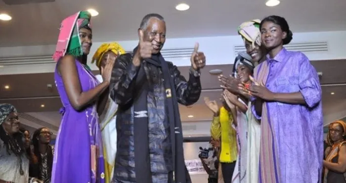 la-maison-patheo-met-en-garde-contre-lutilisation-commerciale-de-sa-marque