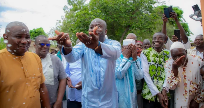 boundiali-david-fofana-offre-un-forage-au-quartier-de-kabada