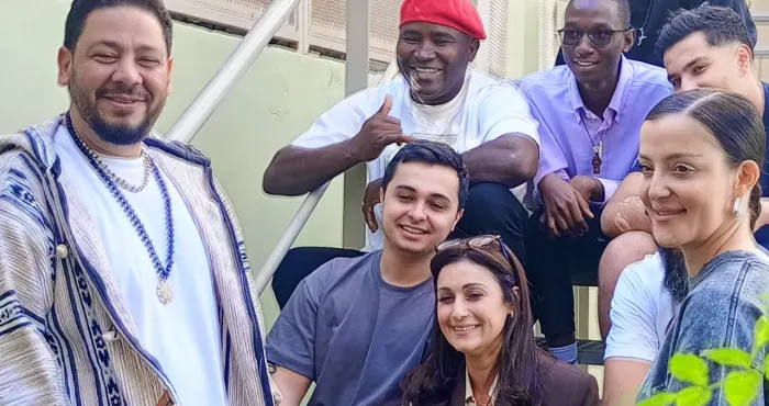 festival-afrique-du-rire-2025-que-de-sourires-et-de-fous-rires-a-la-cite-imperiale-de-fes