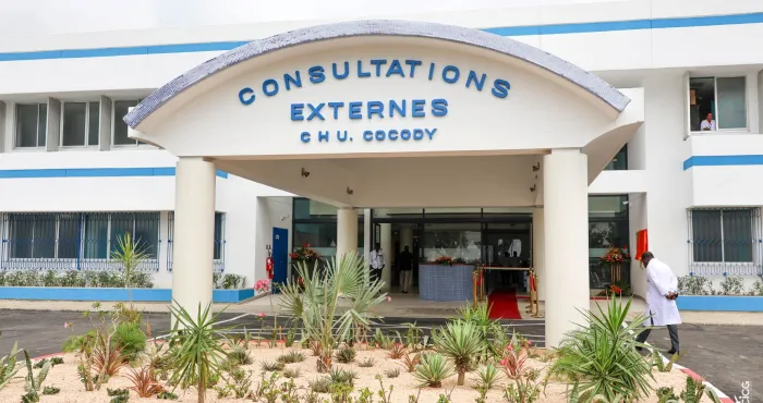 le-chu-de-cocody-franchit-un-cap-inauguration-du-nouveau-batiment-des-consultations-externes