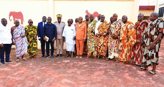 tourisme-interne-le-pelerinage-de-siandou-fofana-sur-la-route-des-rois