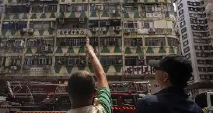 incendie-meurtrier-a-hong-kong-36-morts-et-279-personnes-portees-disparus