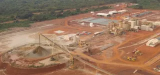 la-mise-en-valeur-de-la-mine-dor-kone-debouche-sur-un-projet-ambitieux-des-populations-de-dolourougokaha