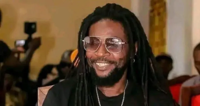 deces-dangelo-papa-francoise-remarck-reagi-et-rassure-que-son-ministere-etait-bien-a-ses-cotes