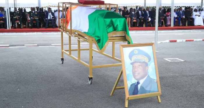 larmee-rend-hommage-au-general-issouf-kone