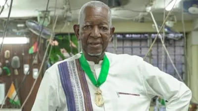 patheo-eleve-au-rang-de-commandeur-dans-lordre-du-merite