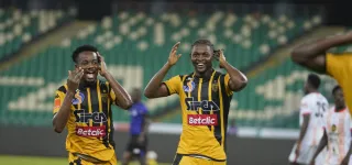 ligue-1-ivoirienne-mene-2-0-lasec-mimosas-renverse-le-fc-san-pedro