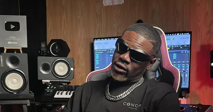 ariel-sheney-a-nouveau-en-deuil