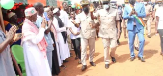 region-indenie-djuablin-visite-de-travail-du-prefet-de-la-region-de-lindenie-djuablin-assamoi-florentin-dans-le-canton-de-zaranou