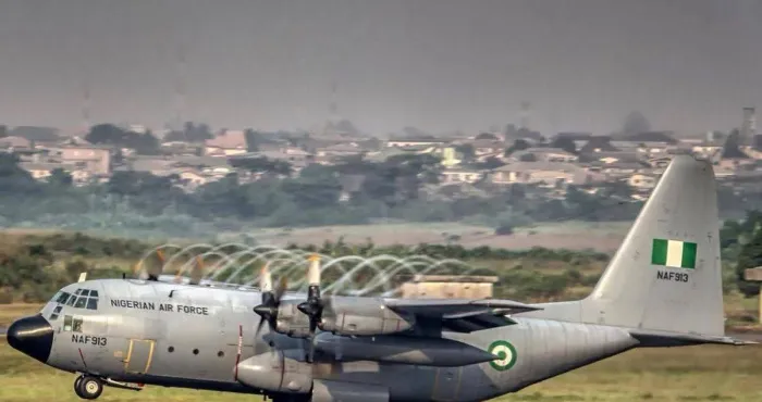 vol-davion-militaire-nigerian-au-burkina-laes-condamne