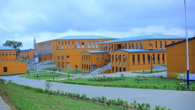 inauguration-du-lycee-technique-danyama