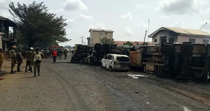 cameroun-likumba-sous-le-choc-apres-lexplosion-dun-camion-citerne-fait-8-morts