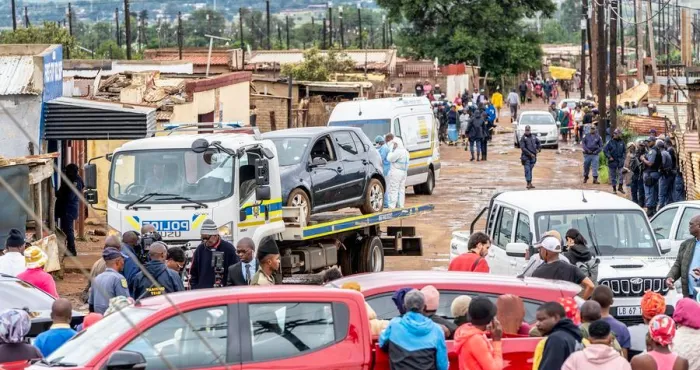 afrique-du-sud-au-moins-neuf-morts-et-dix-blesses-dans-une-fusillade-a-johannesburg