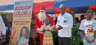 lolobo-sillumine-a-la-magie-de-noel-plus-de-300-enfants-recoivent-des-cadeaux