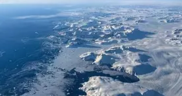 annexion-du-groenland-trump-defie-le-danemark-dans-larctique-leurope-fait-bloc-contre-les-usa