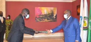 cooperation-cote-divoire-guinee-bissau-toure-sekou-presente-ses-lettres-de-creance-a-embalo