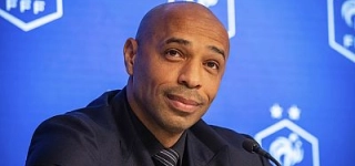 can-2025-thierry-henry-sans-pitie-pour-larbitrage