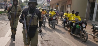 ouganda-repression-apres-une-presidentielle-contestee-2-000-arrestations-et-30-personnes-tuees