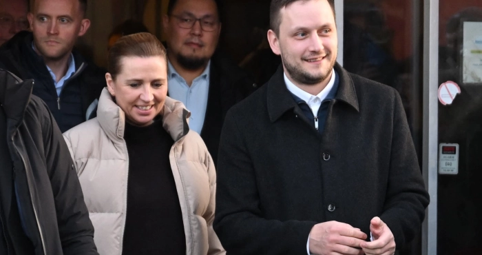 emmanuel-macron-recoit-les-premiers-ministres-du-groenland-et-du-danemark-ce-mercredi-a-lelysee