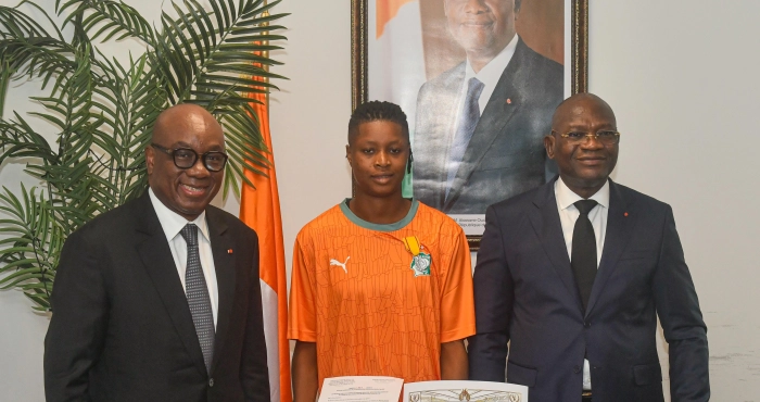 football-feminin-habibou-ouedraogo-elevee-au-rang-de-chevalier-de-lordre-du-merite-sportif-ivoirien