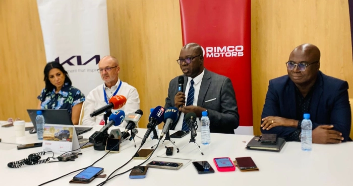 jean-claude-coulibaly-aux-journalistes-ne-vous-inquietez-pas-il-ny-a-pas-peril-dans-la-demeure