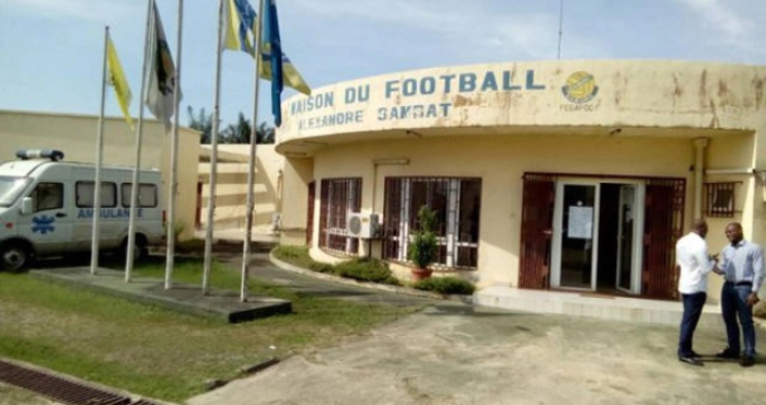 gabon-la-fegafoot-enregistre-605-dossiers-pour-un-poste-de-selectionneur-national