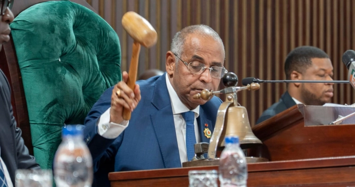 assemblee-nationale-le-bureau-fait-sa-rentree