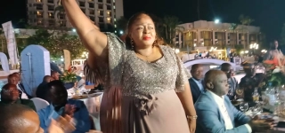 prix-ebony-2025-fatou-sylla-de-fraternite-matin-remporte-le-super-ebony