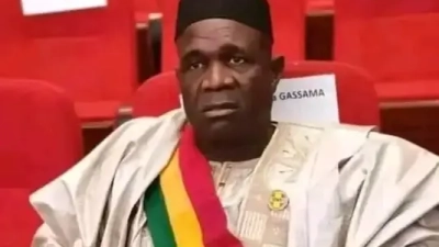 libere-hier-quitte-abidjan-moins-de-24-heures-pourquoi-un-retour-express-de-hawa-gassama