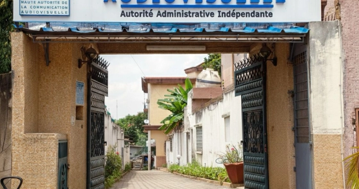 media-la-haca-suspend-lemission-dune-radio