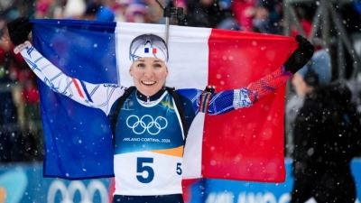 jeux-olympiques-dhiver-italie-2026-la-france-rafle-huit-medailles-dor