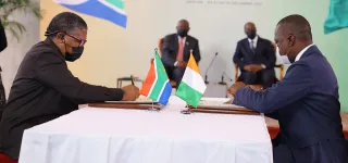 cooperation-neuf-accords-bilateraux-signes-a-abidjan-entre-la-cote-divoire-et-lafrique-du-sud