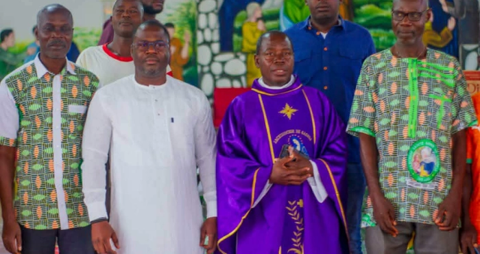 ouragahio-serge-olivier-gozoa-temoigne-sa-solidarite-aux-communautes-musulmanes-et-chretiennes