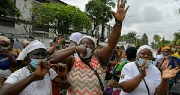 cinq-mois-apres-la-presidentielle-plusieurs-manifestants-dont-des-femmes-enceintes-encore-detenus