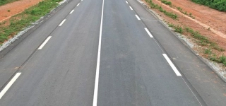 infrastructures-routieres-laxe-sinfra-bouafle-desormais-bitume